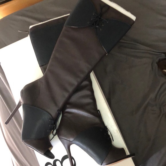 GX any GWEN Stefani “Sumina” - Picture 2 of 3